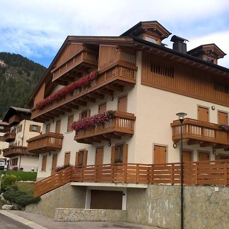 Apartamento Vista Pelmo Colle Santa Lucia Exterior foto